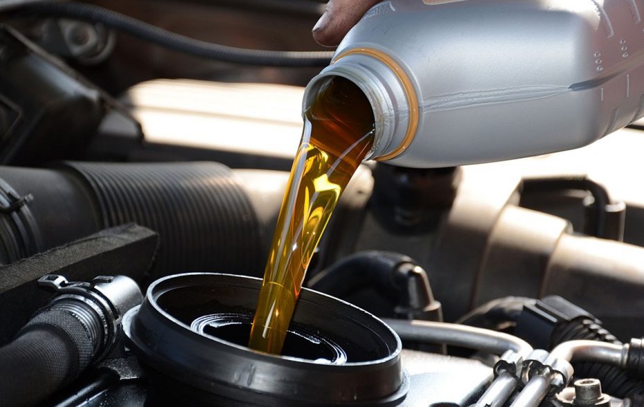 Срок годности моторного масла - технический регламент и правила хранения
